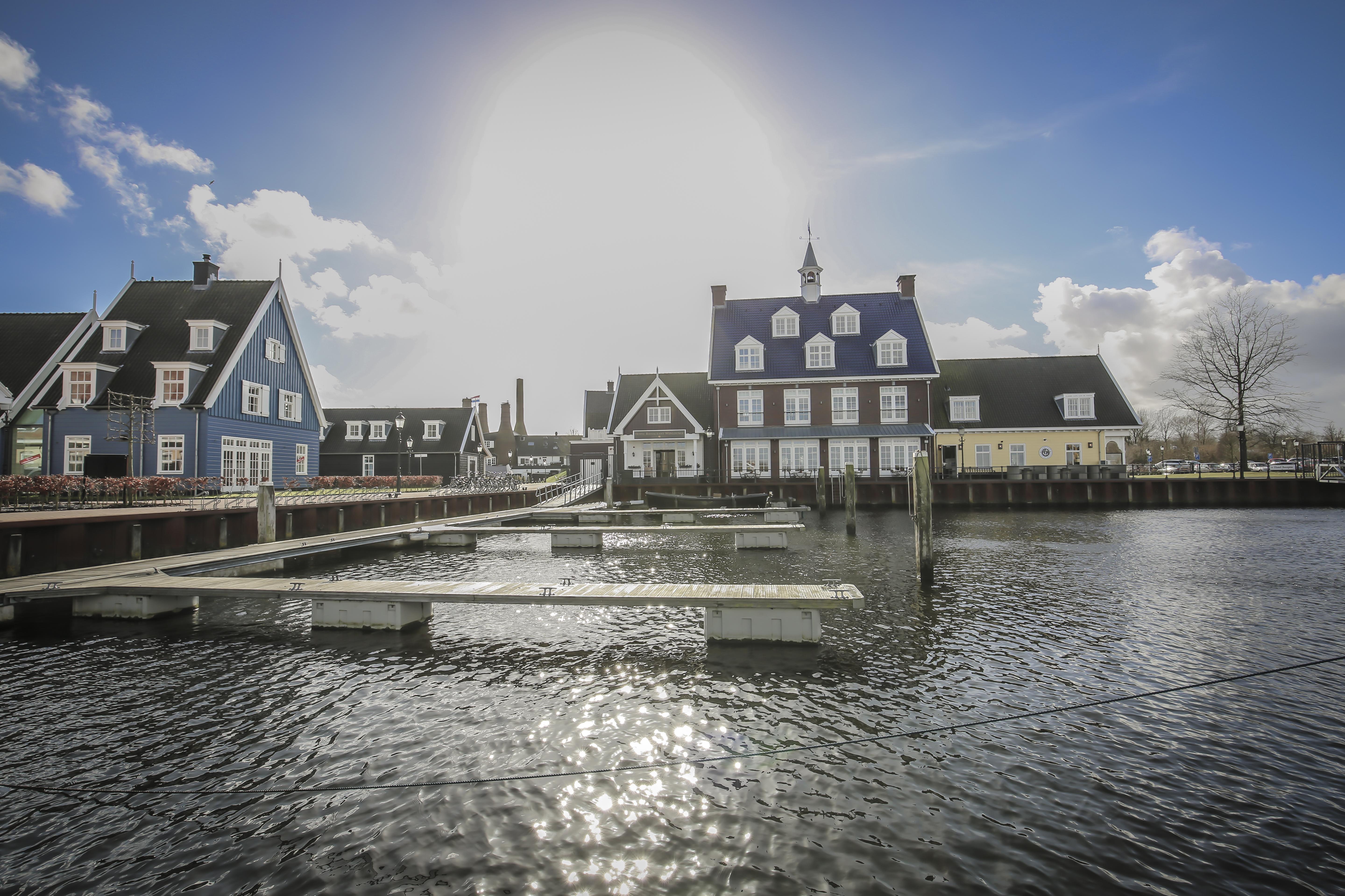 Fletcher Hotel - Restaurant Nautisch Kwartier Huizen Exterior photo